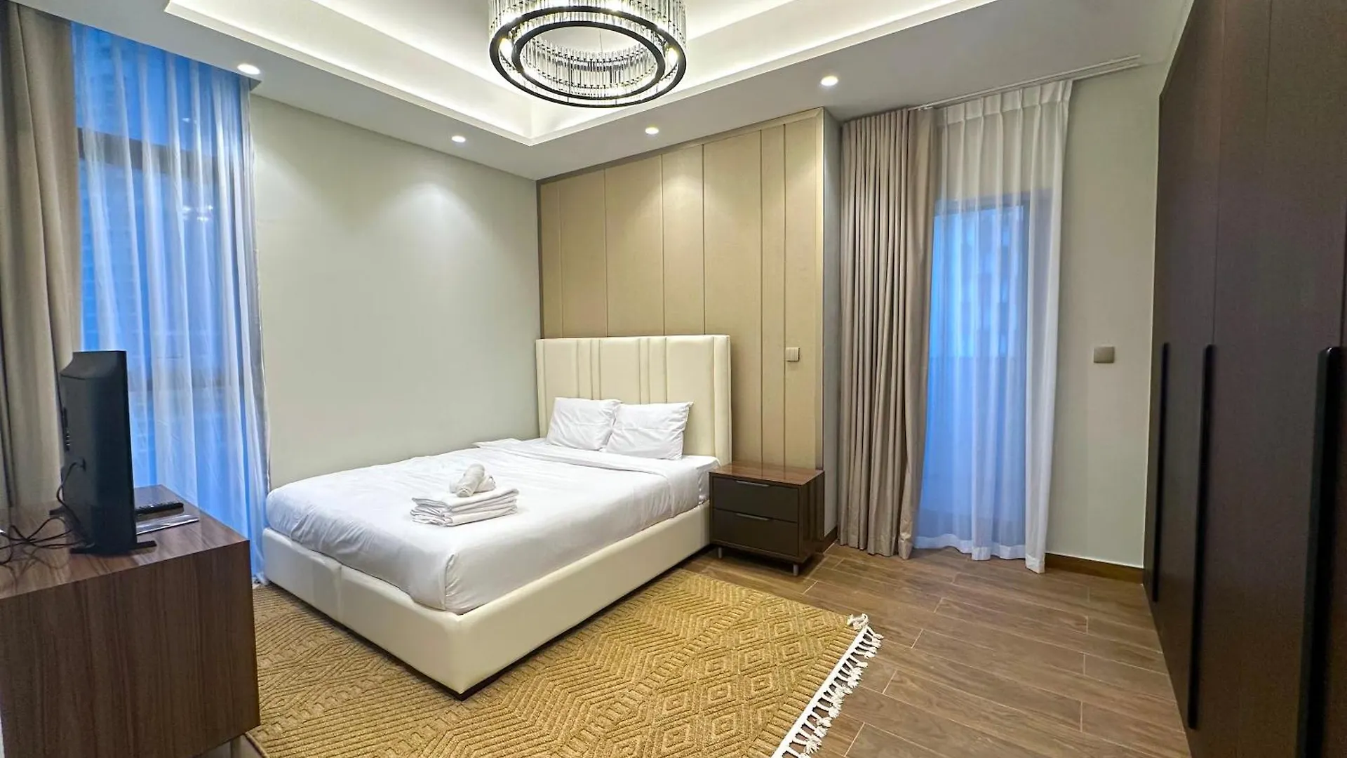 Amazing Luxury 2 Bd In Business Bay Apartment Dubai
