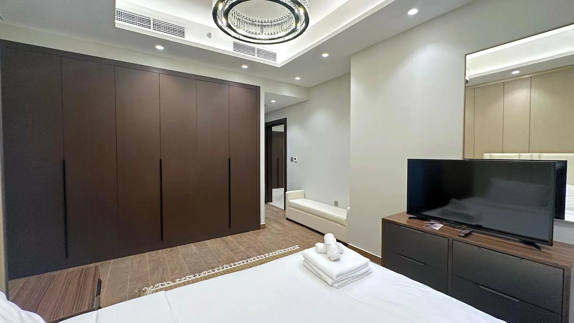 Amazing Luxury 2 Bd In Business Bay Apartment Dubai